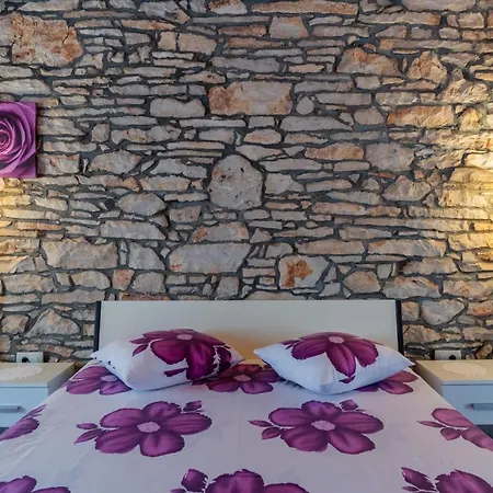 House Gracijela, Village Bulici Prázdninový dům *