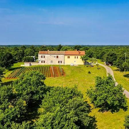 Feriehus House Gracijela, Village Bulici Šajini