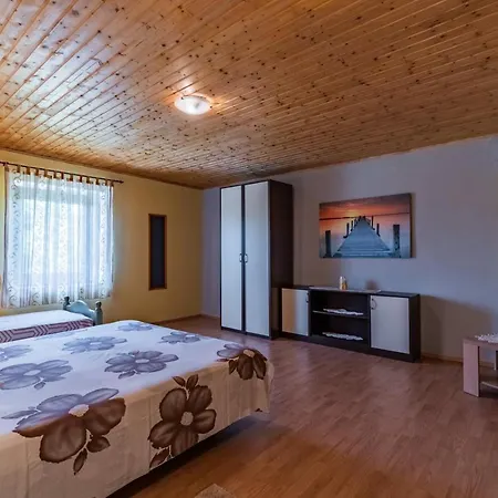 House Gracijela, Village Bulici Holiday home Sajini